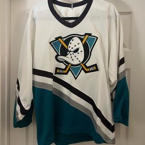 Anaheim Ducks vintage home Jersey. Men’s medium